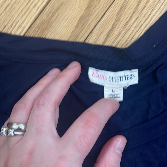 Zenana Outfitters Navy Blue Short Sleeve Scoop Neck Tee Size Large - Picture 2 of 5